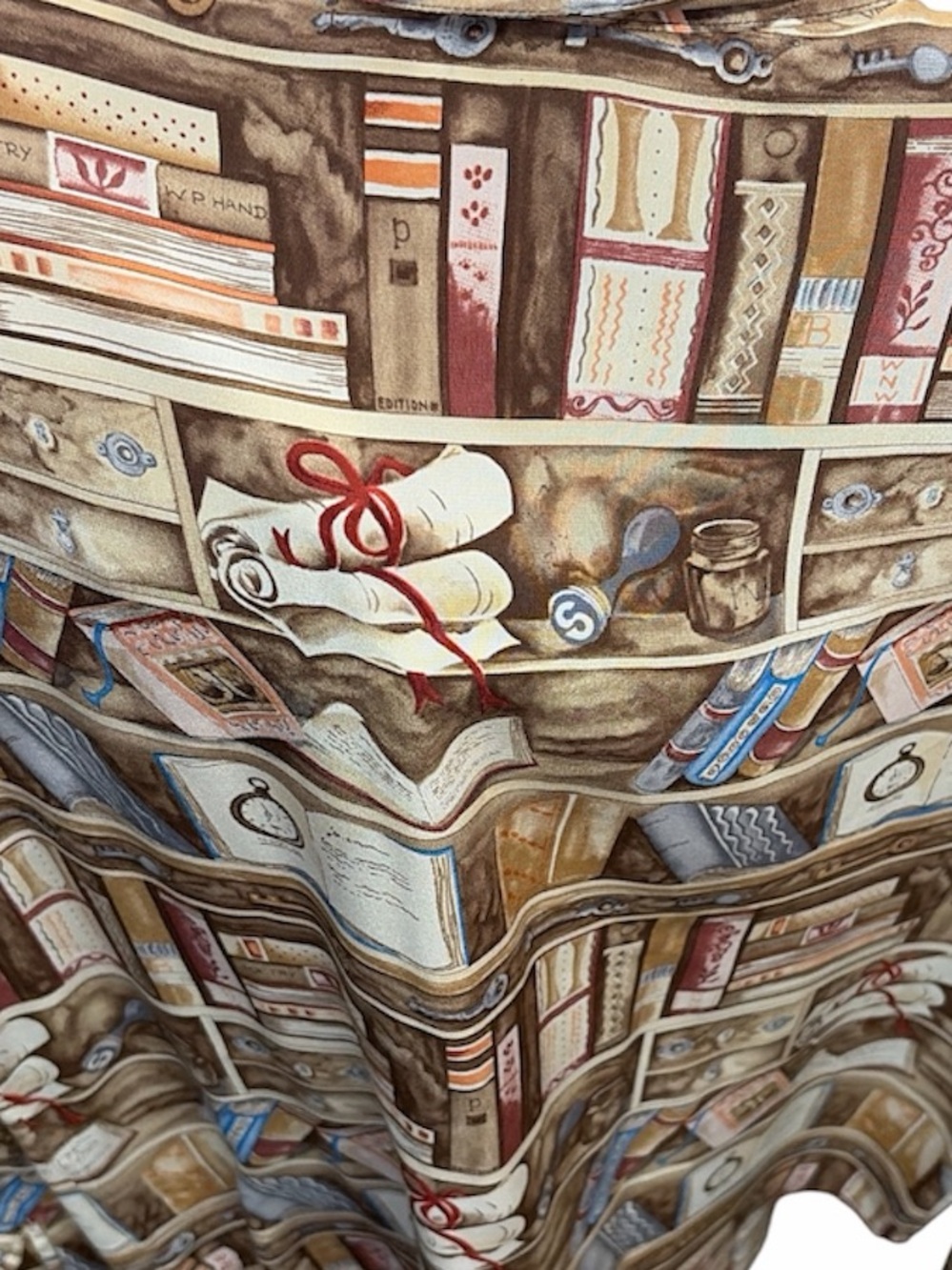 Vintage Allison Taylor Bookcase Print-rare art design button-up  100% Silk S - Picture 3 of 5